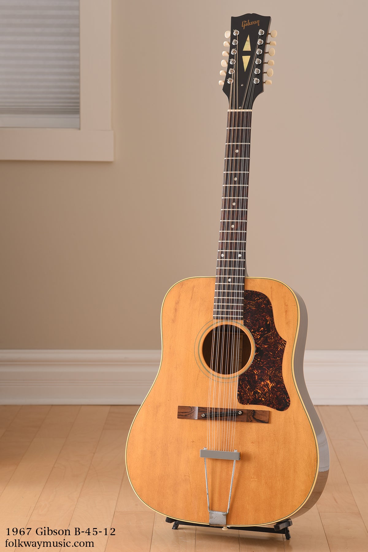 1967 Gibson B-45-12