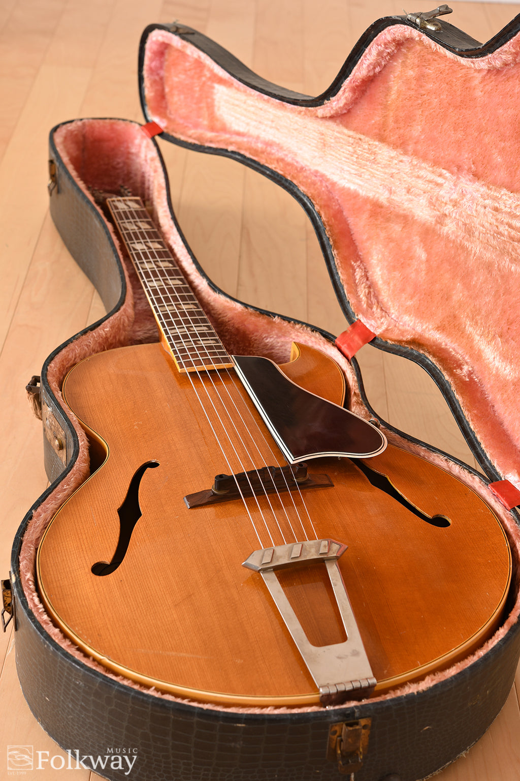1952 L-4c Natural