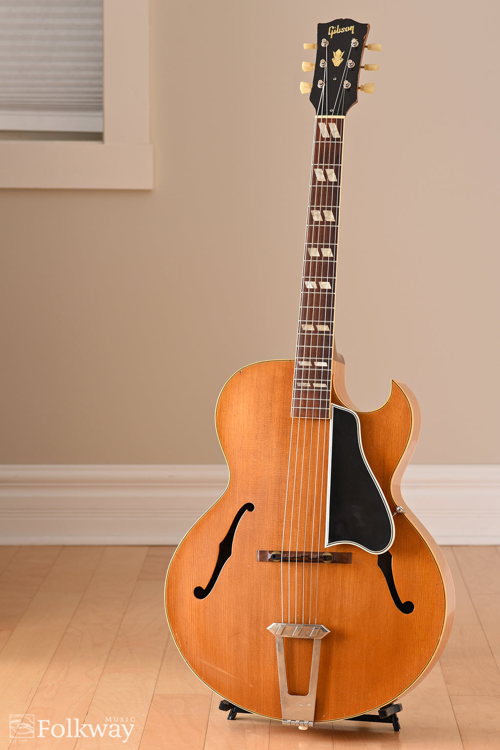 1952 L-4c Natural