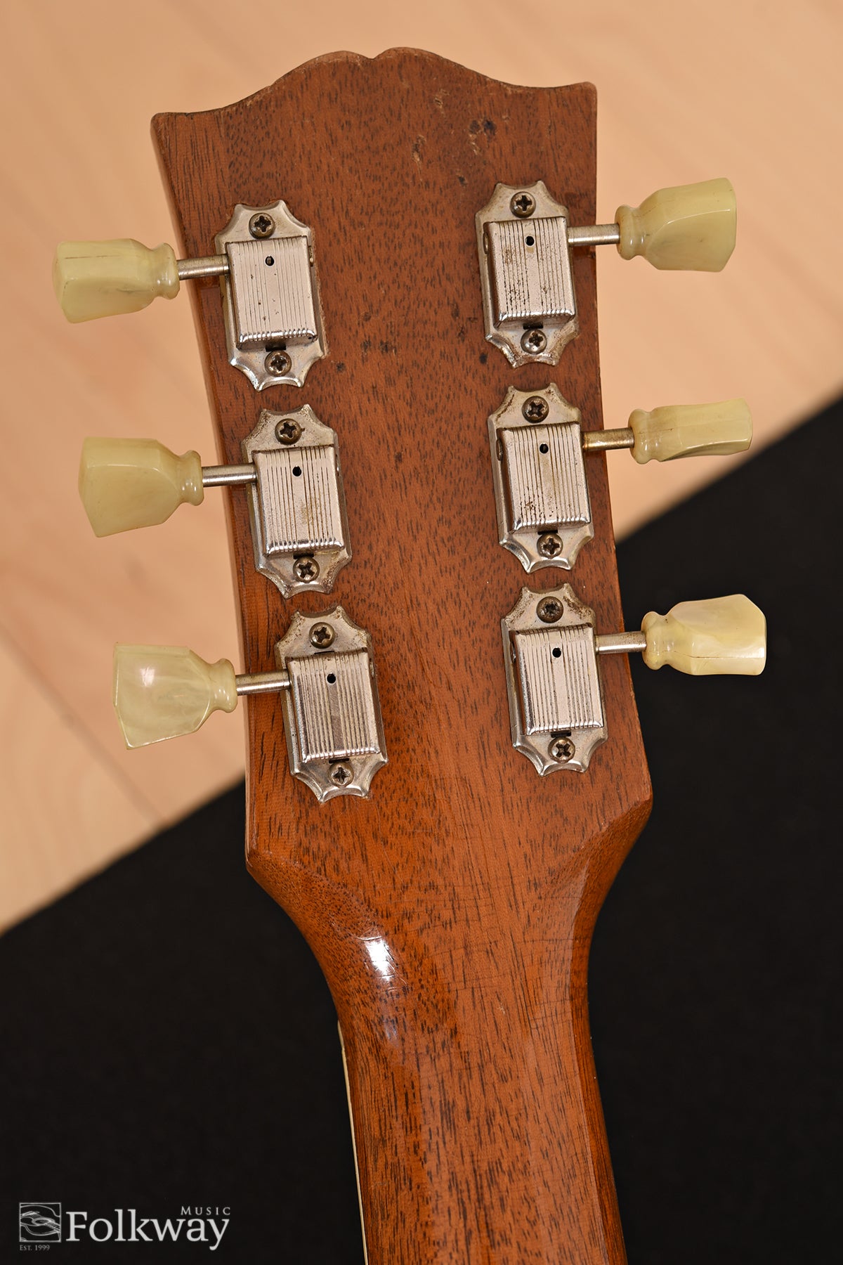 1952 L-4c Natural
