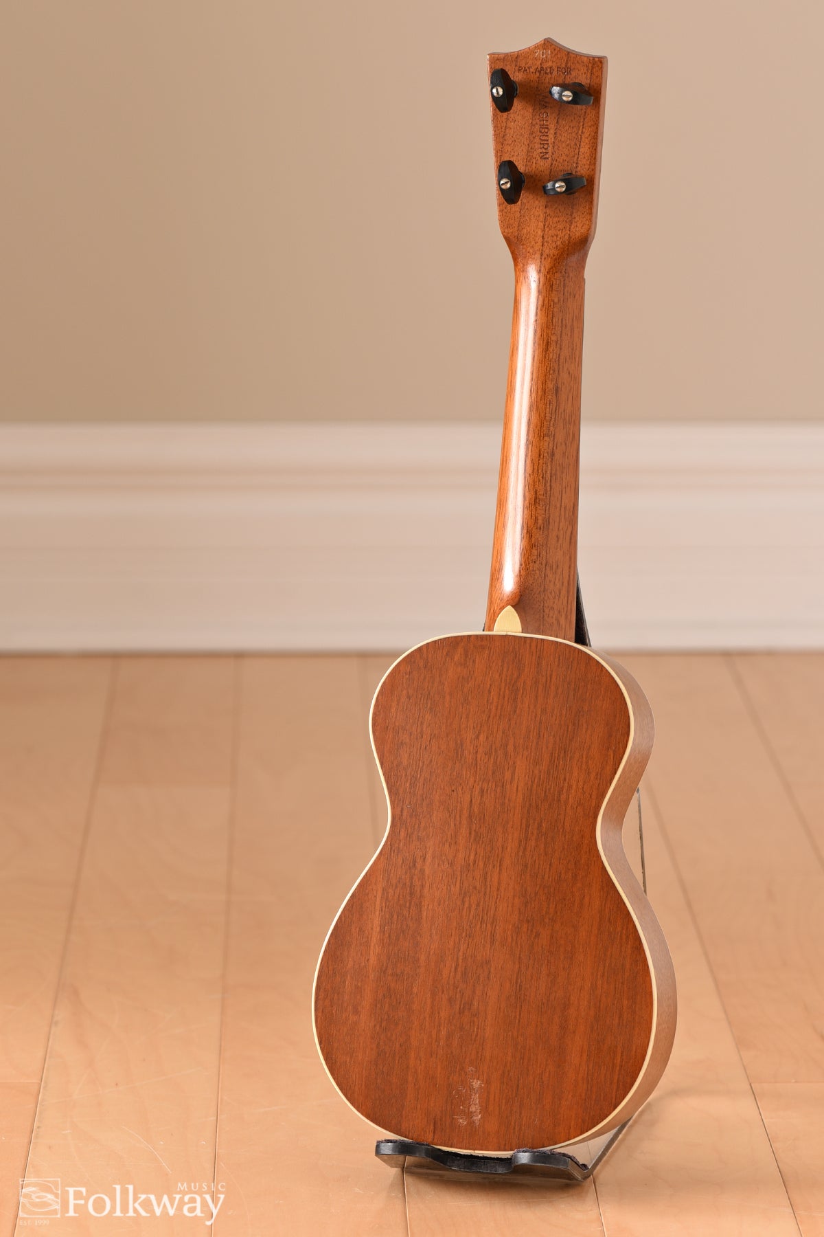1922-5 Washburn Style 701 Soprano