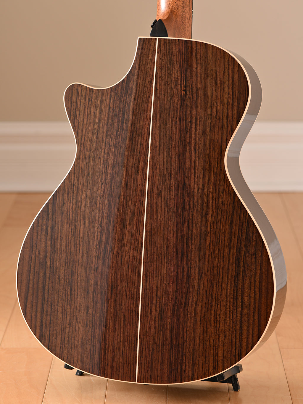 Taylor 812c Cedar