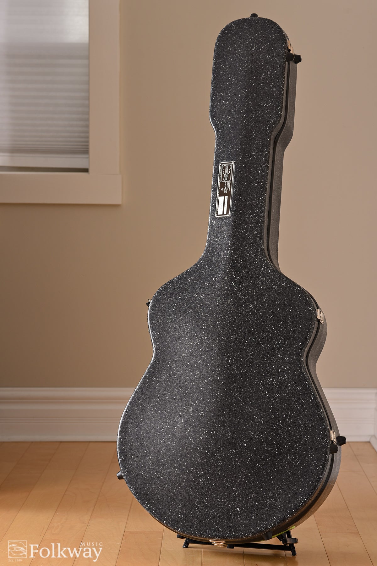 1997 Santa Cruz Tony Rice Model