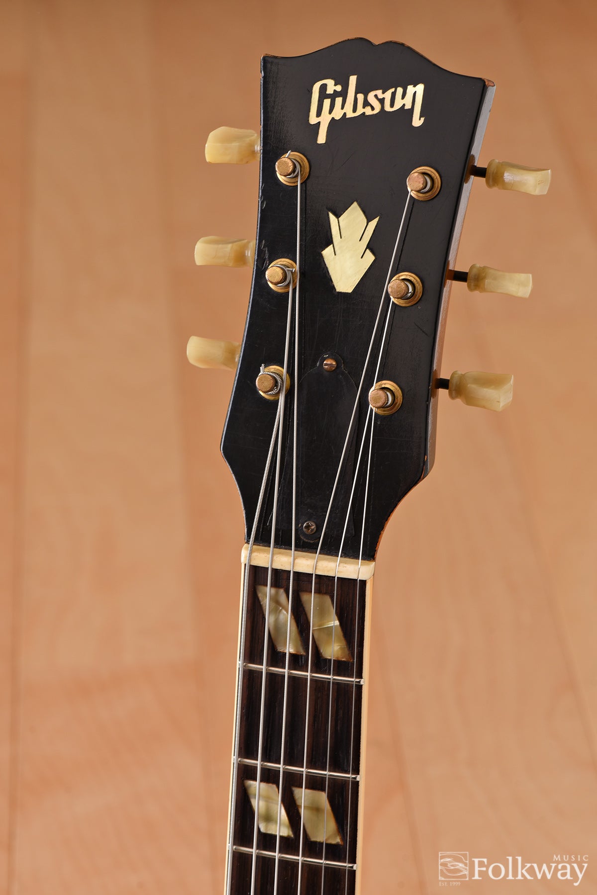 1951 Gibson J-185