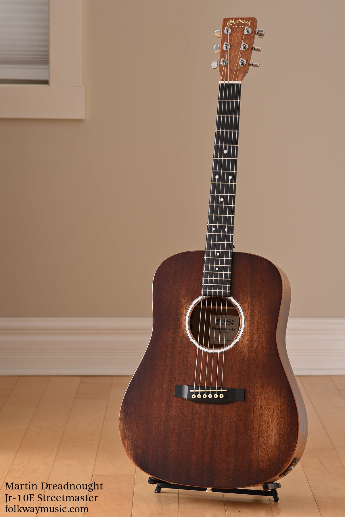 Martin Dreadnought Jr-10E Streetmaster (discontinued spec)