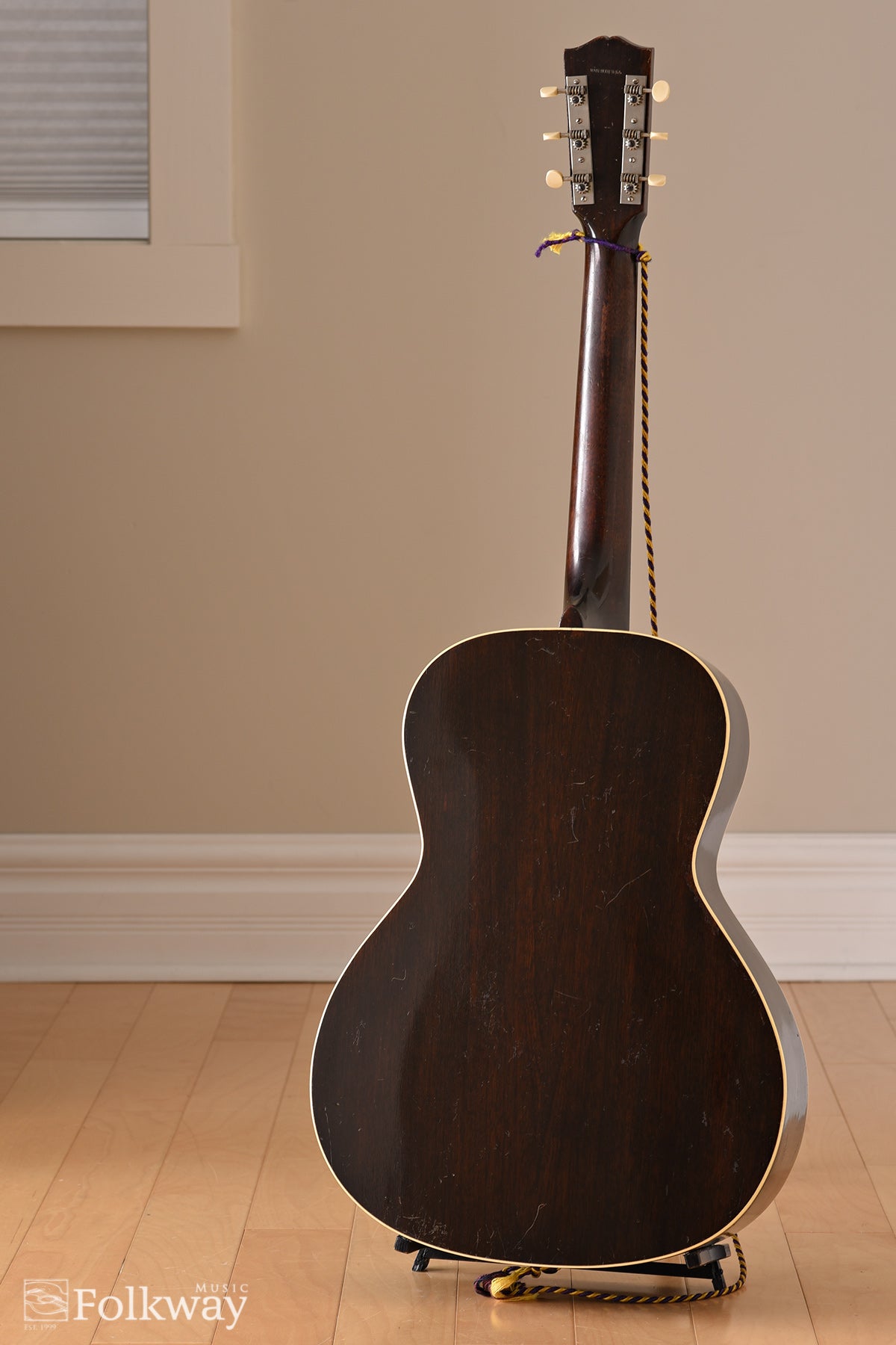 1930 Gibson L-1
