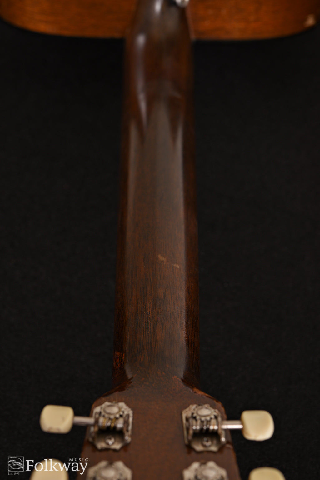 1944 Martin D-18
