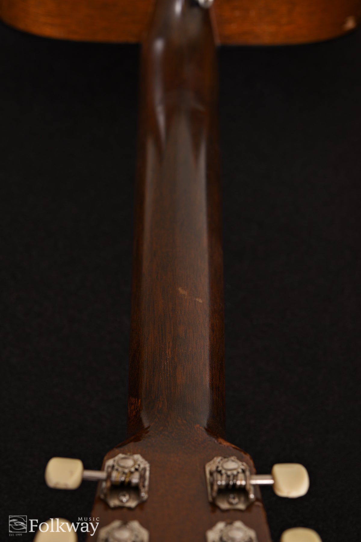 1944 Martin D-18