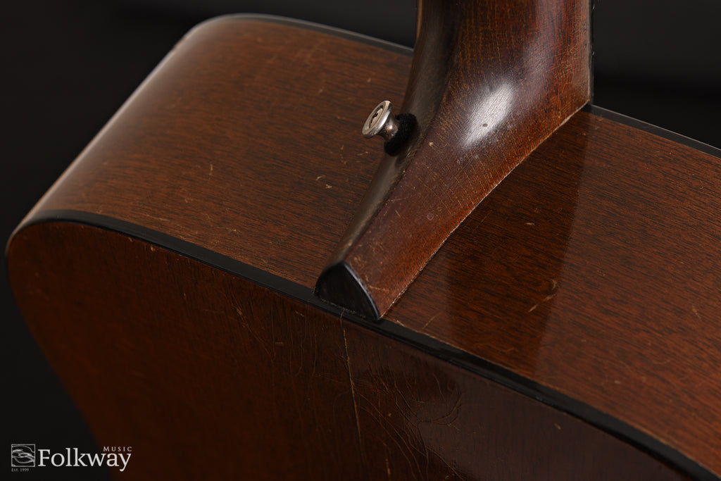 1944 Martin D-18