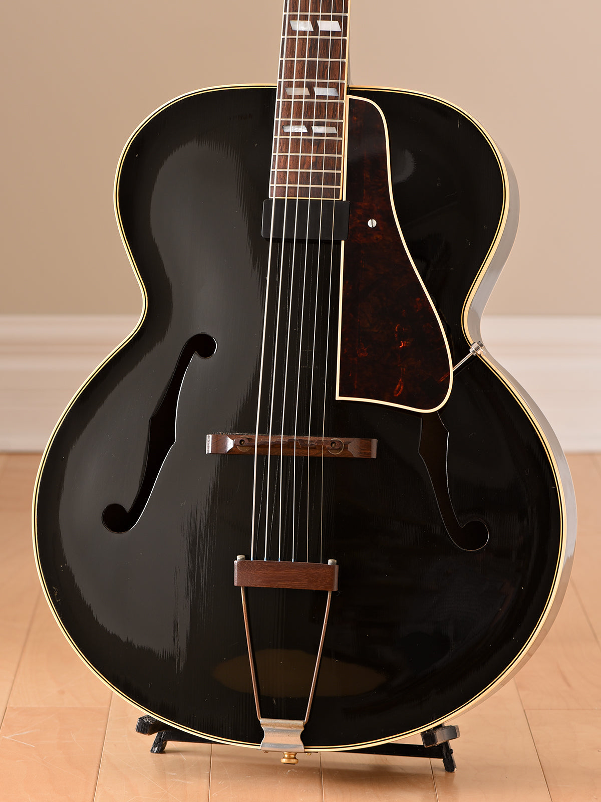 1945 Gibson L-7