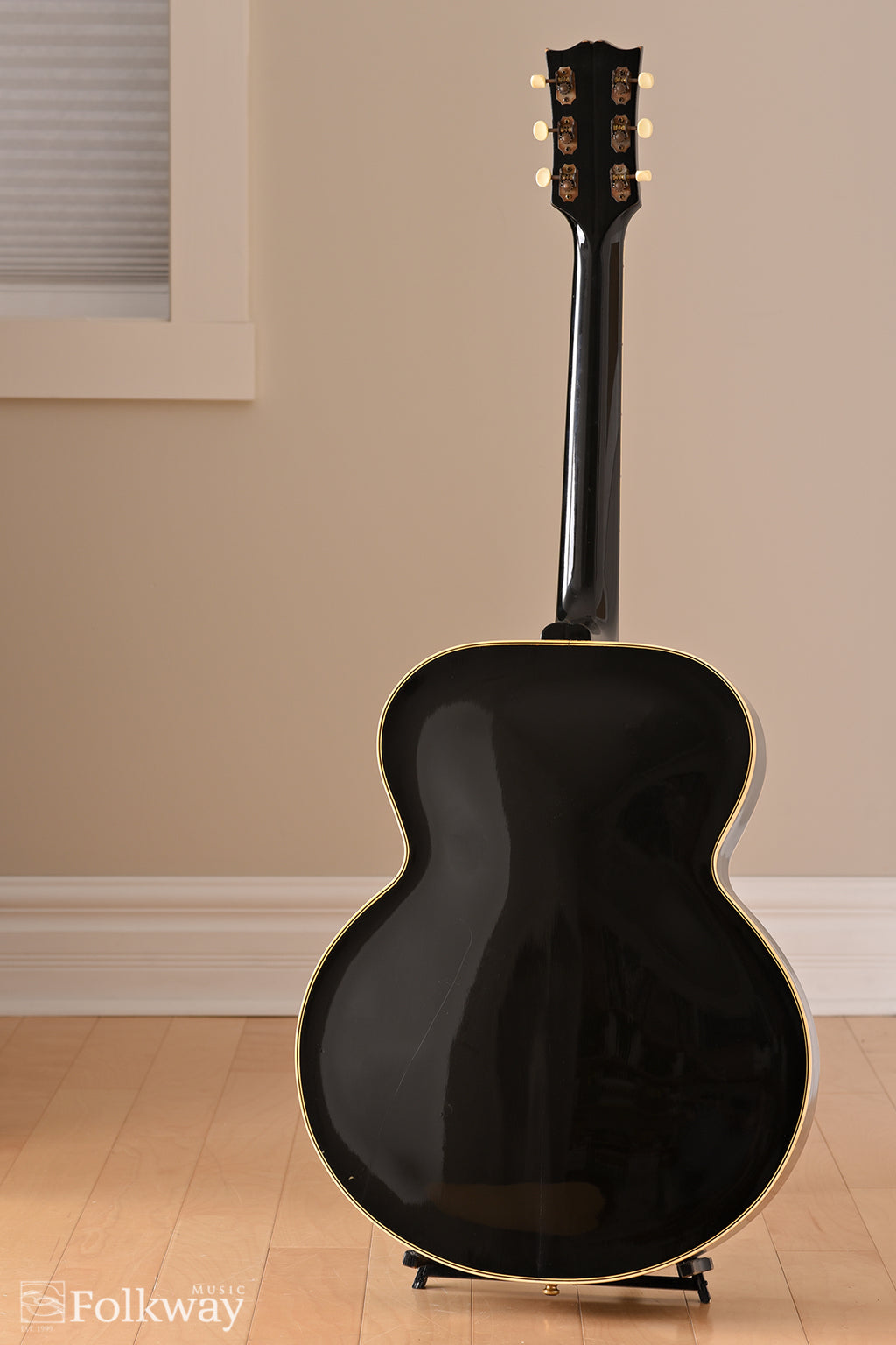 1945 Gibson L-7