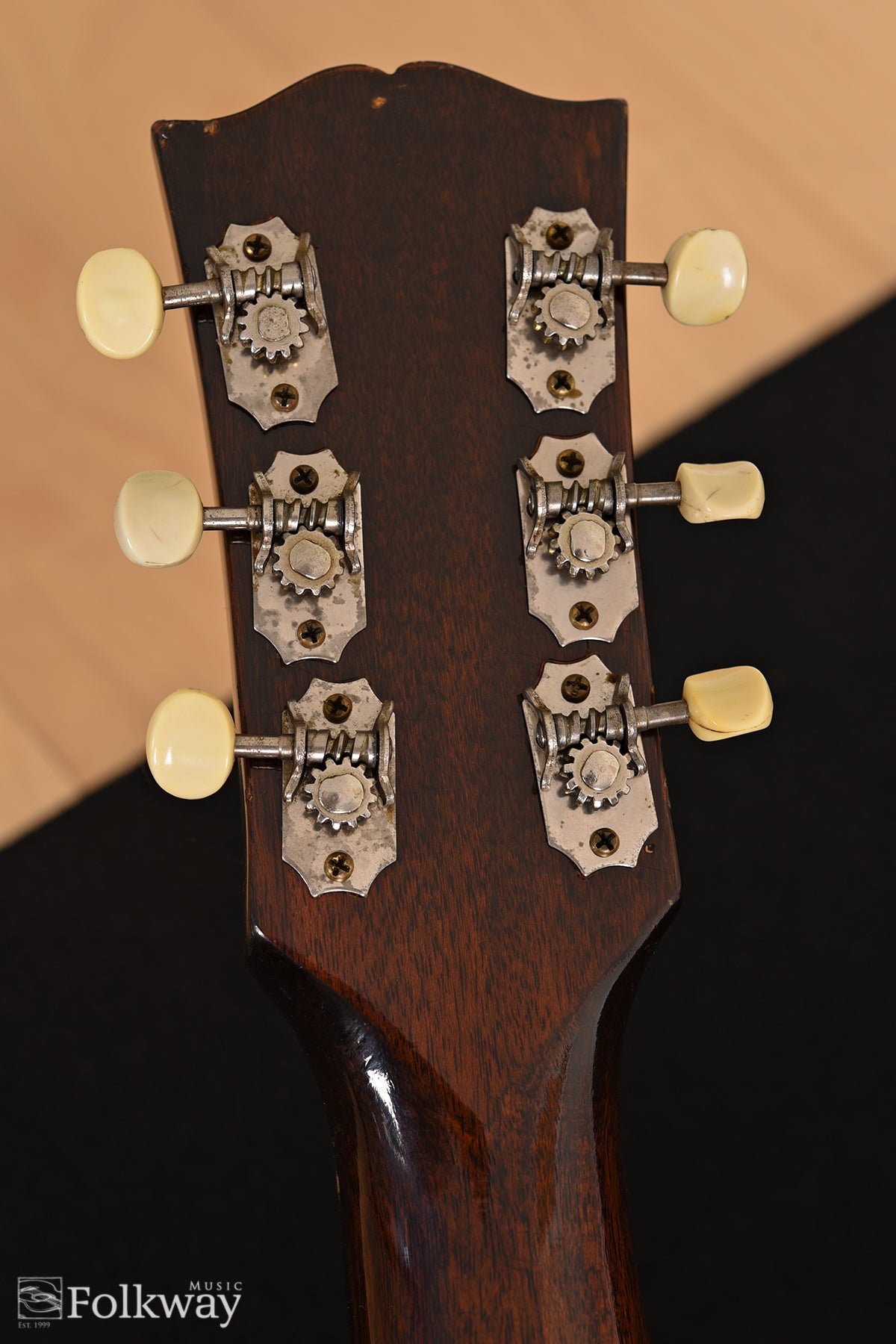 1943 Gibson Banner SJ