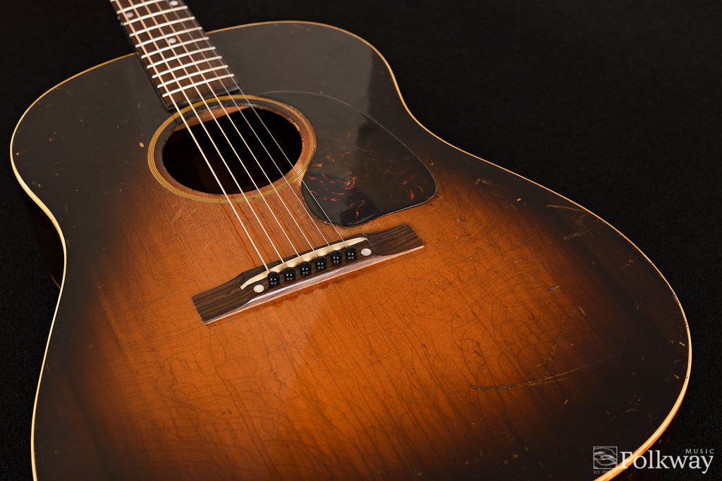 1945 Gibson Banner J-45