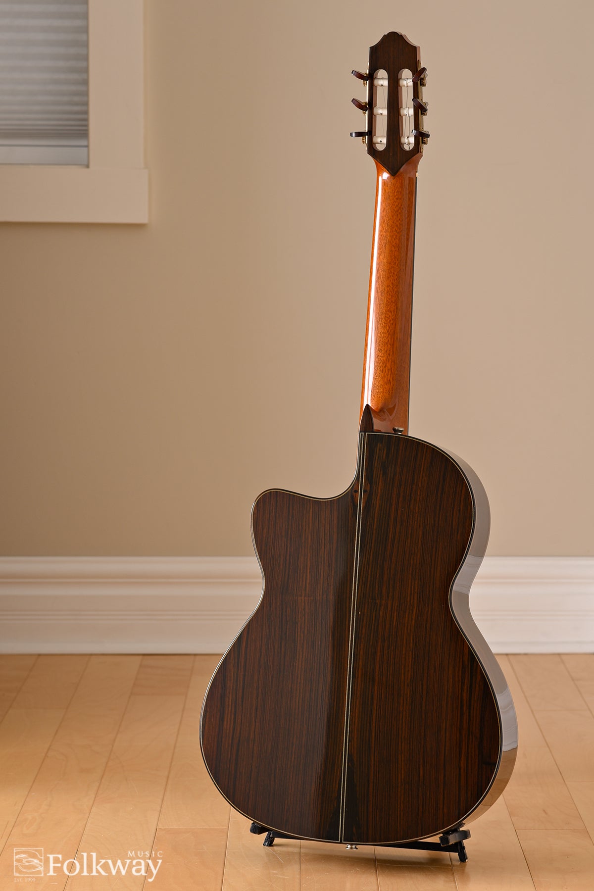 2008 Oskar Graf Concert Cutaway Classical