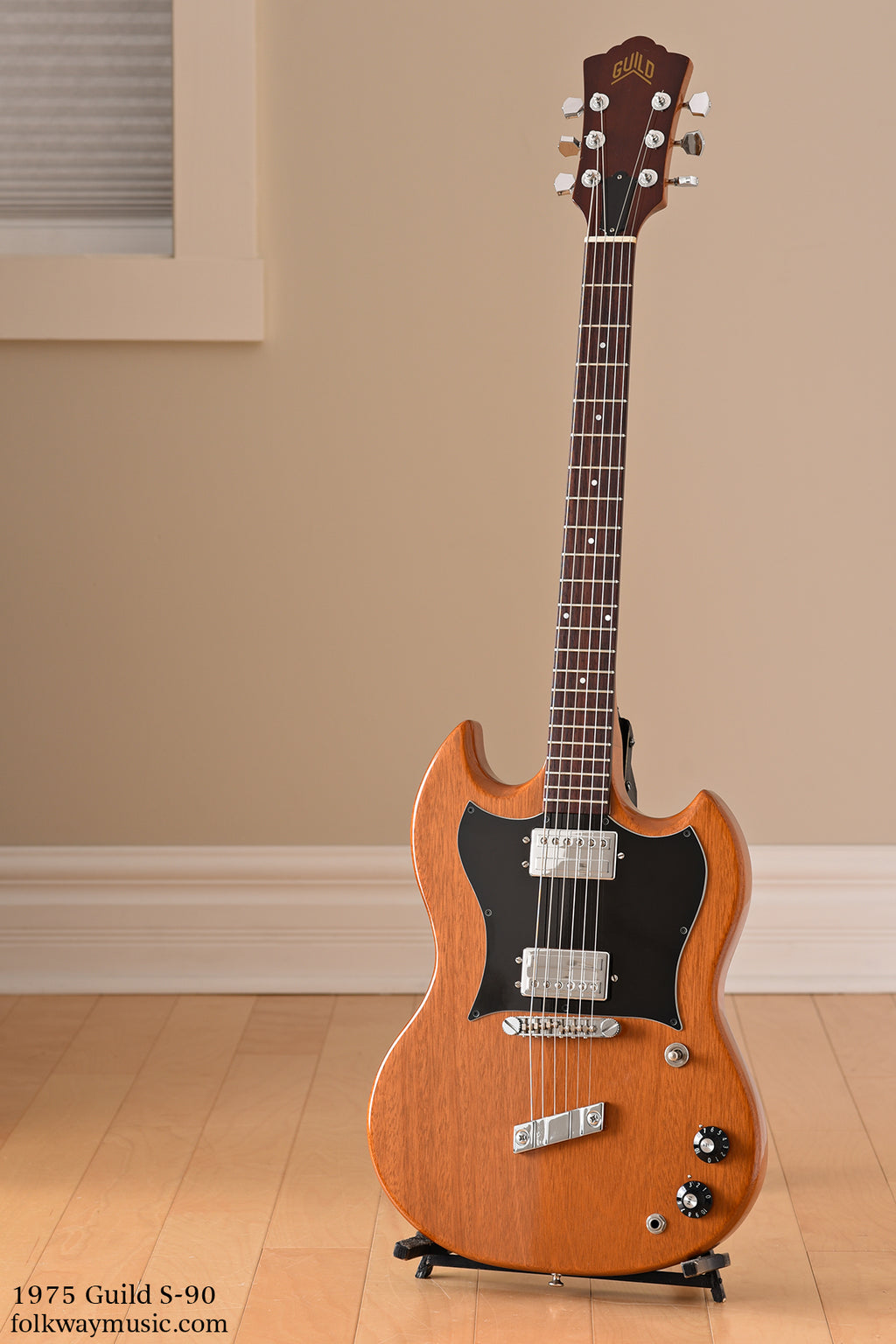 1975 Guild S-90