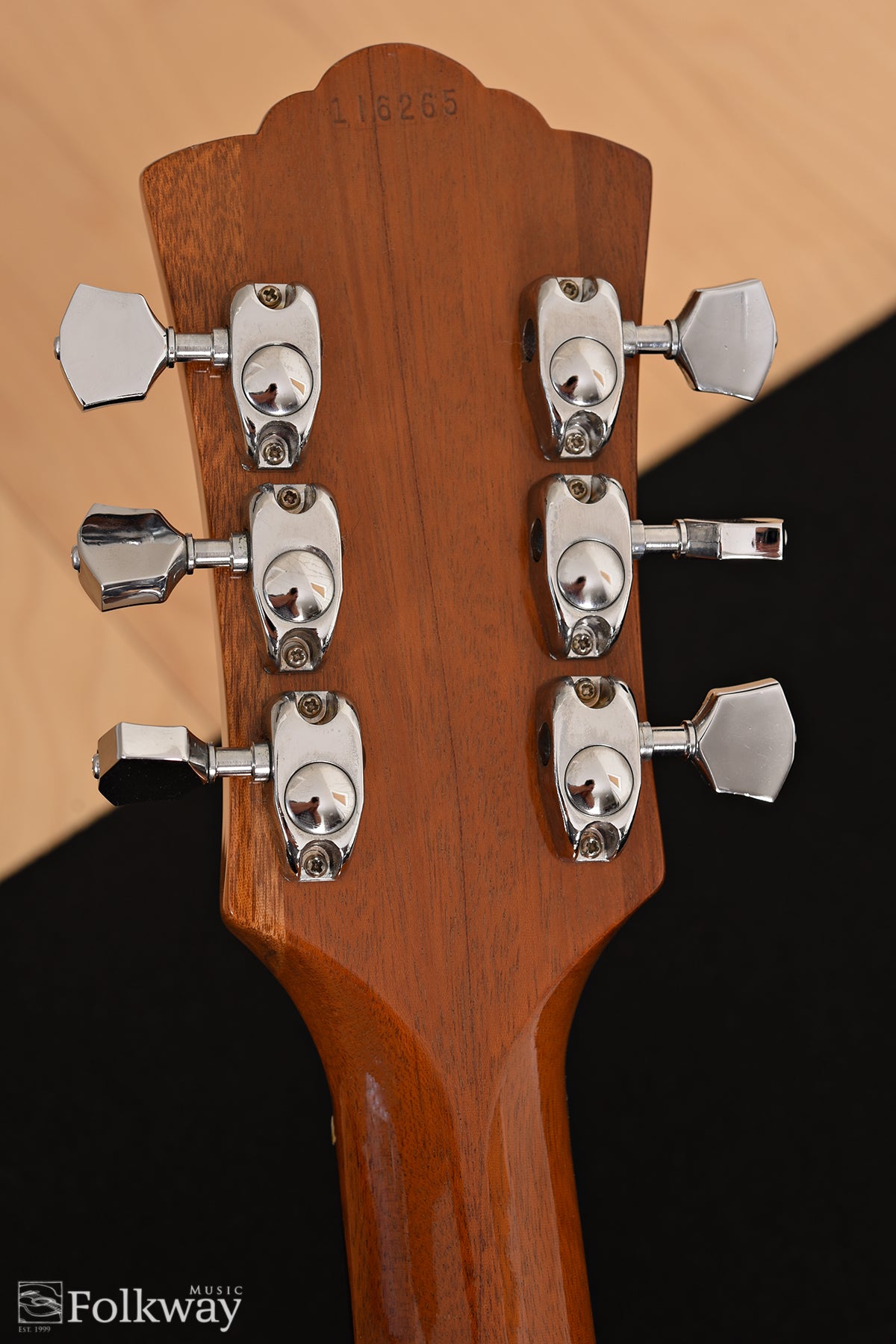 1975 Guild S-90