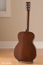1977 Martin 000-18