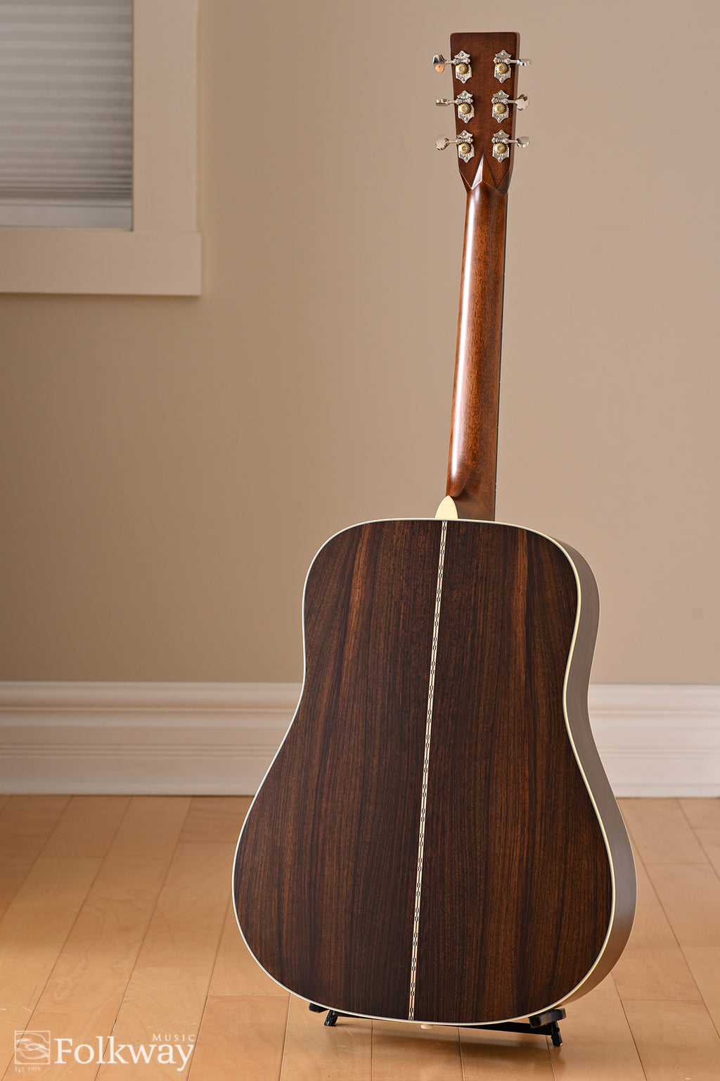 Martin D-28 Satin (discontinued spec)