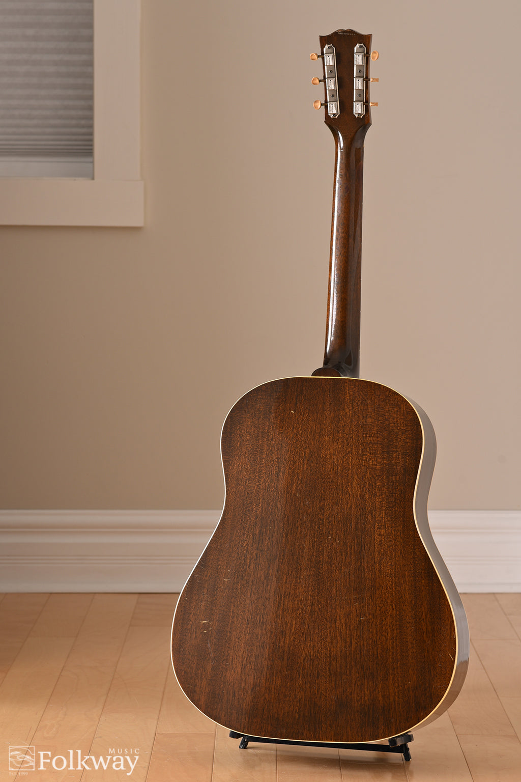 1951 Gibson J-45