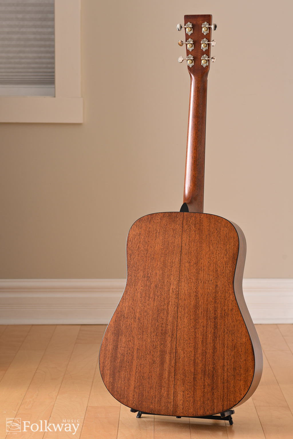 Martin D-18 Satin Lefty (discontinued spec)