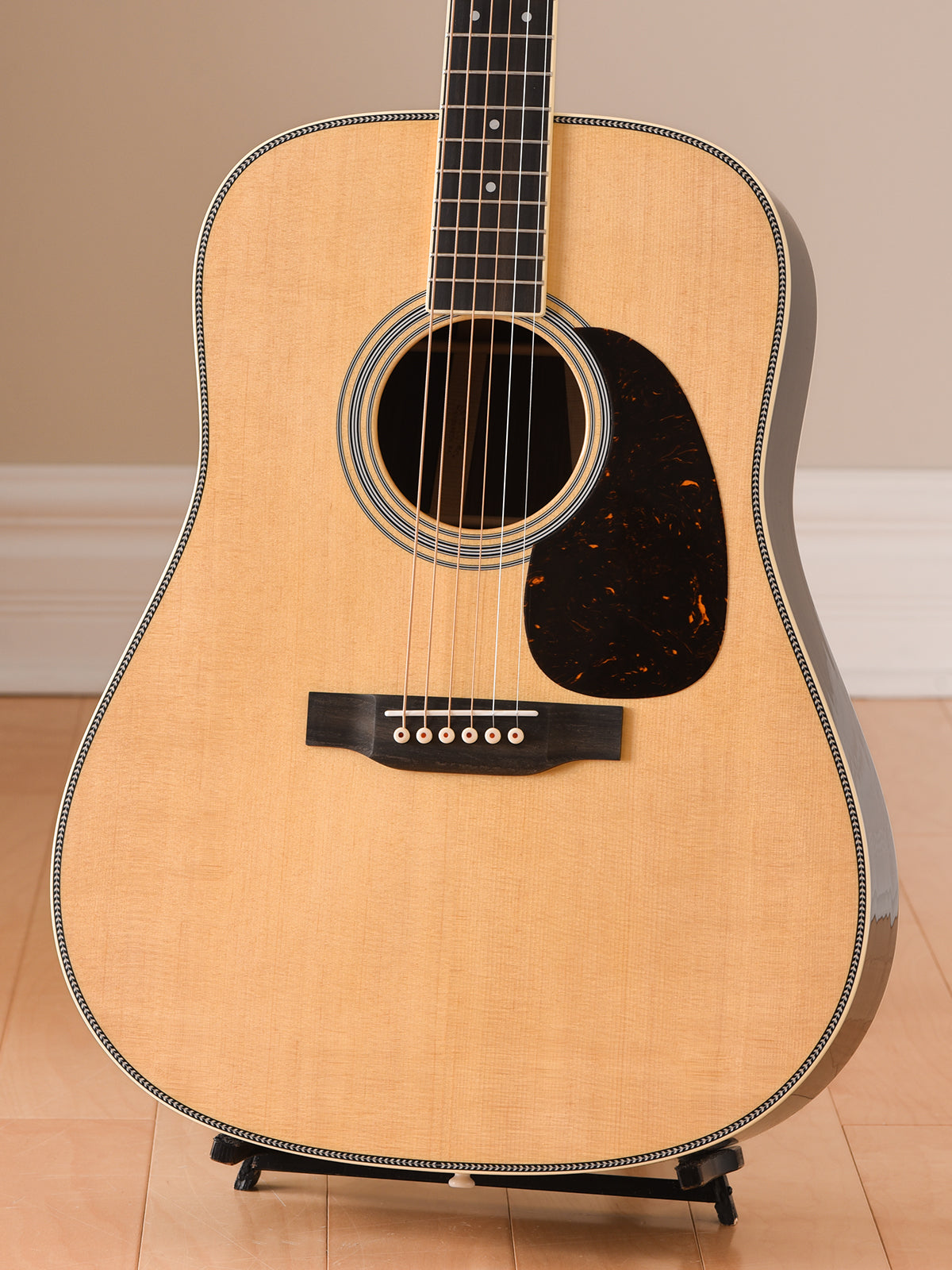 Martin HD-35 (discontinued spec)
