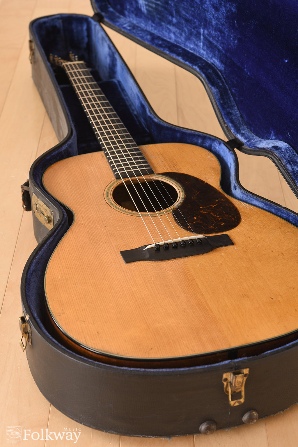 1934 Martin 000-18