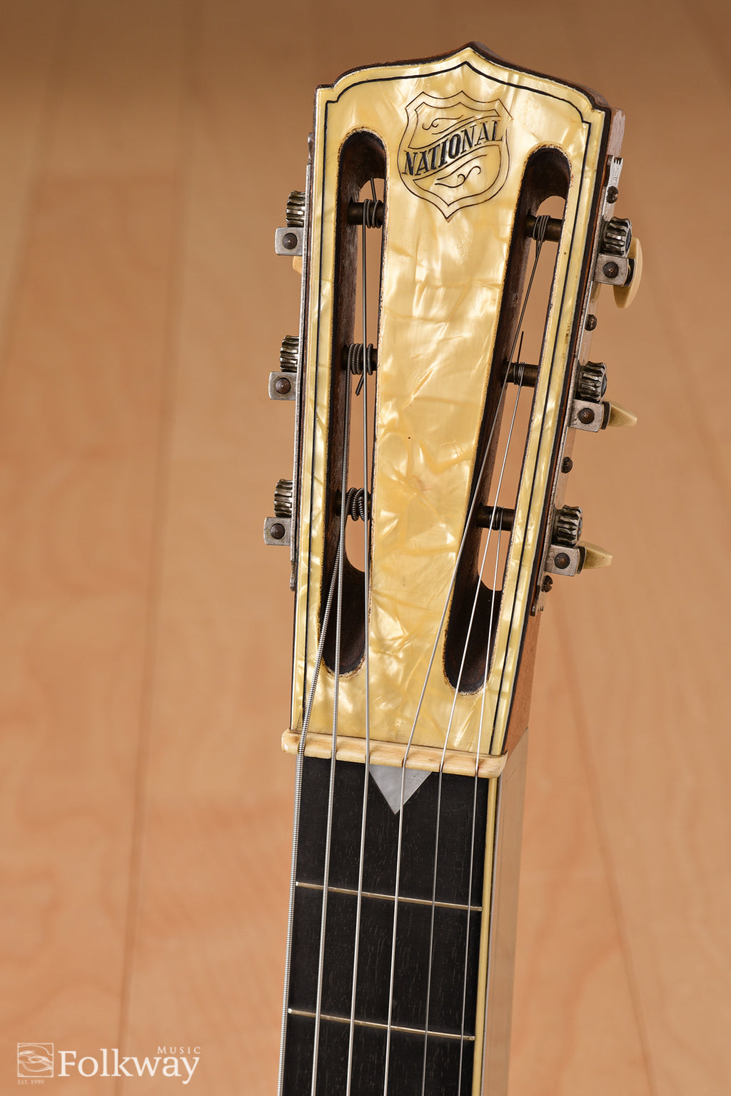 1930 National Style 3 Tricone