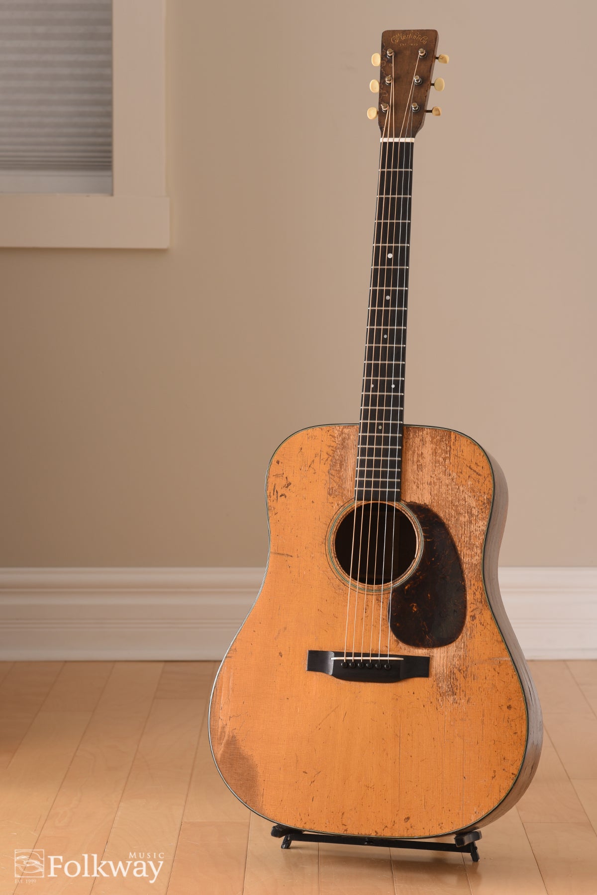 1944 Martin D-18