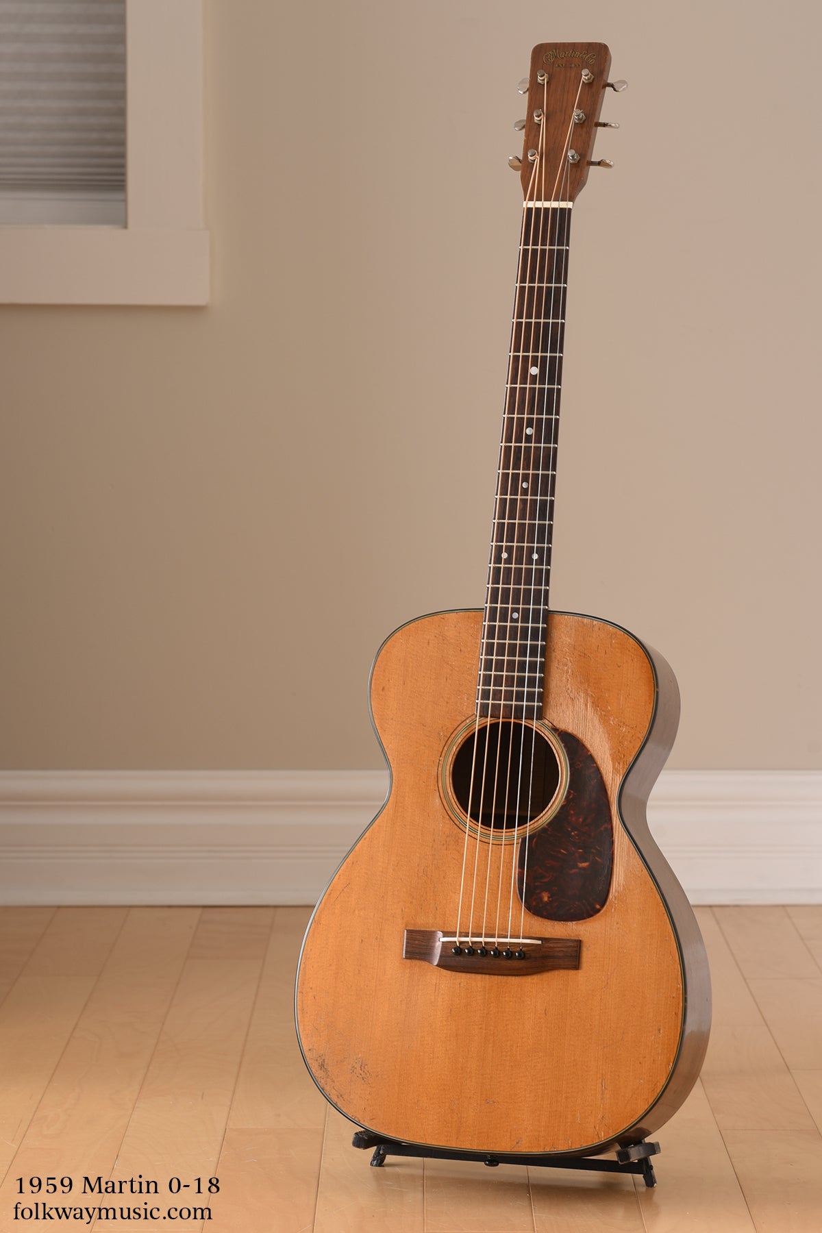 1959 Martin 0-18
