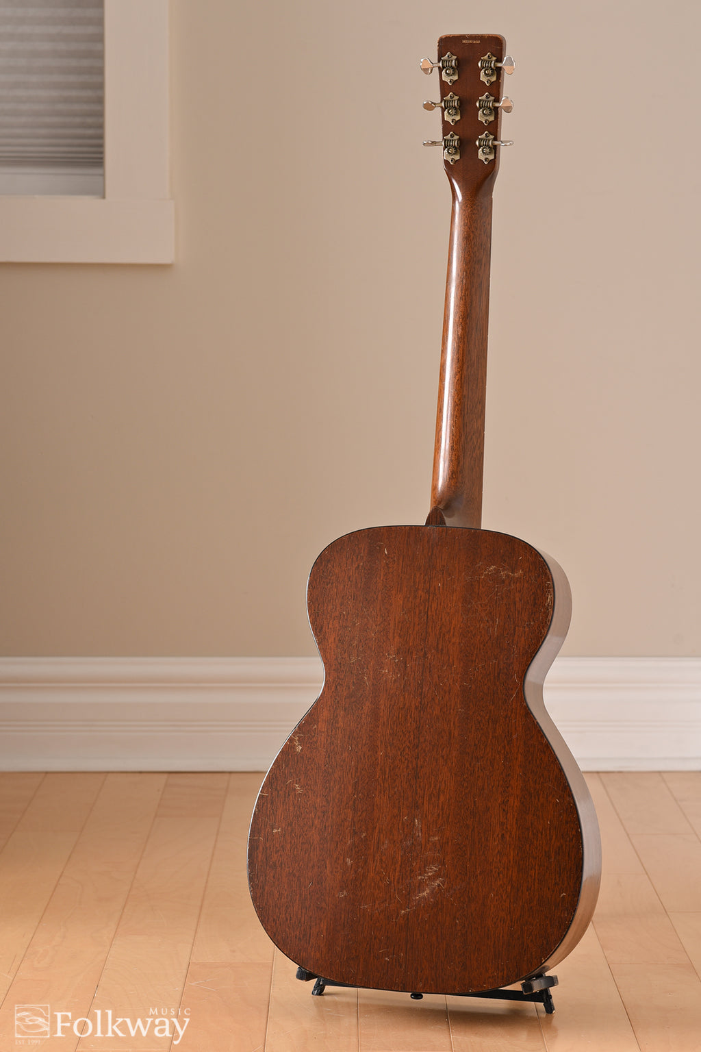 1959 Martin 0-18