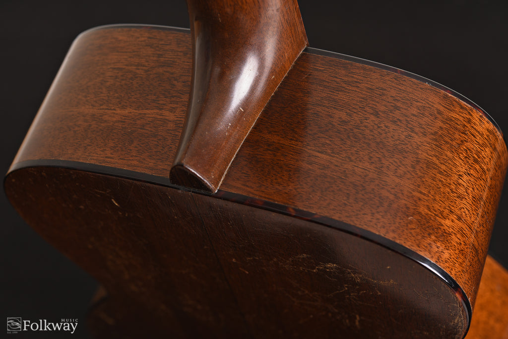 1959 Martin 0-18