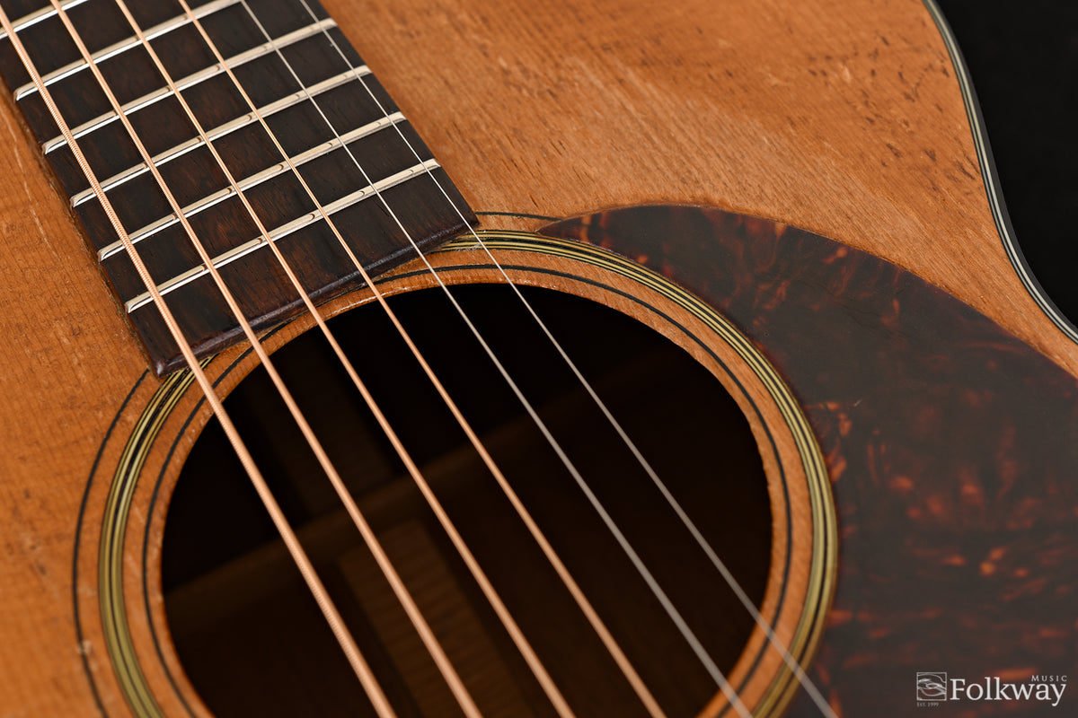 1959 Martin 0-18