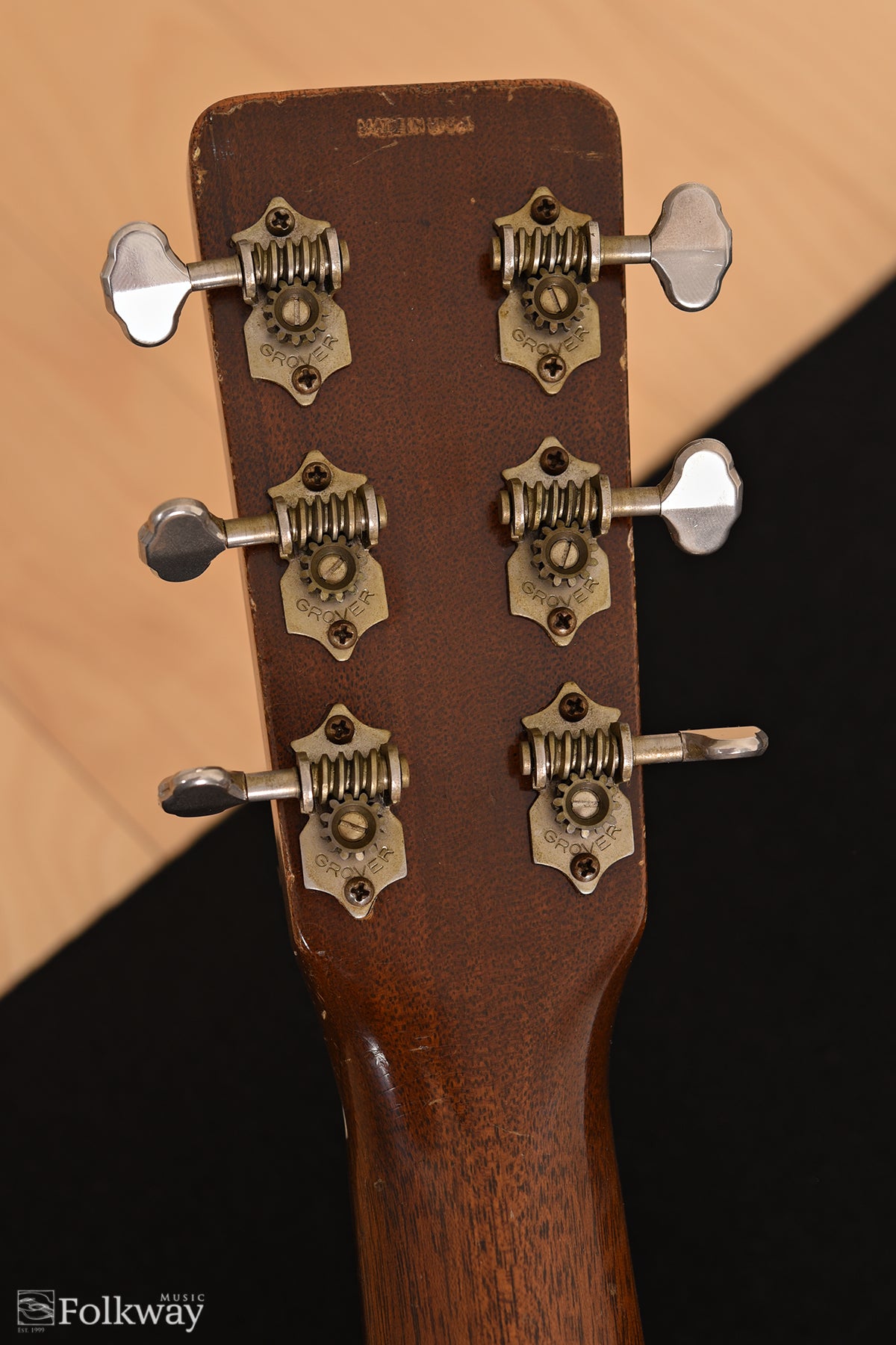 1959 Martin 0-18