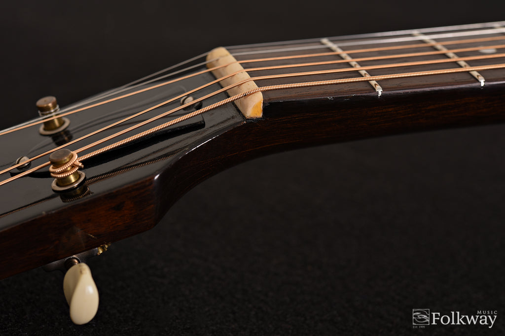 1944 Gibson Banner LG-2