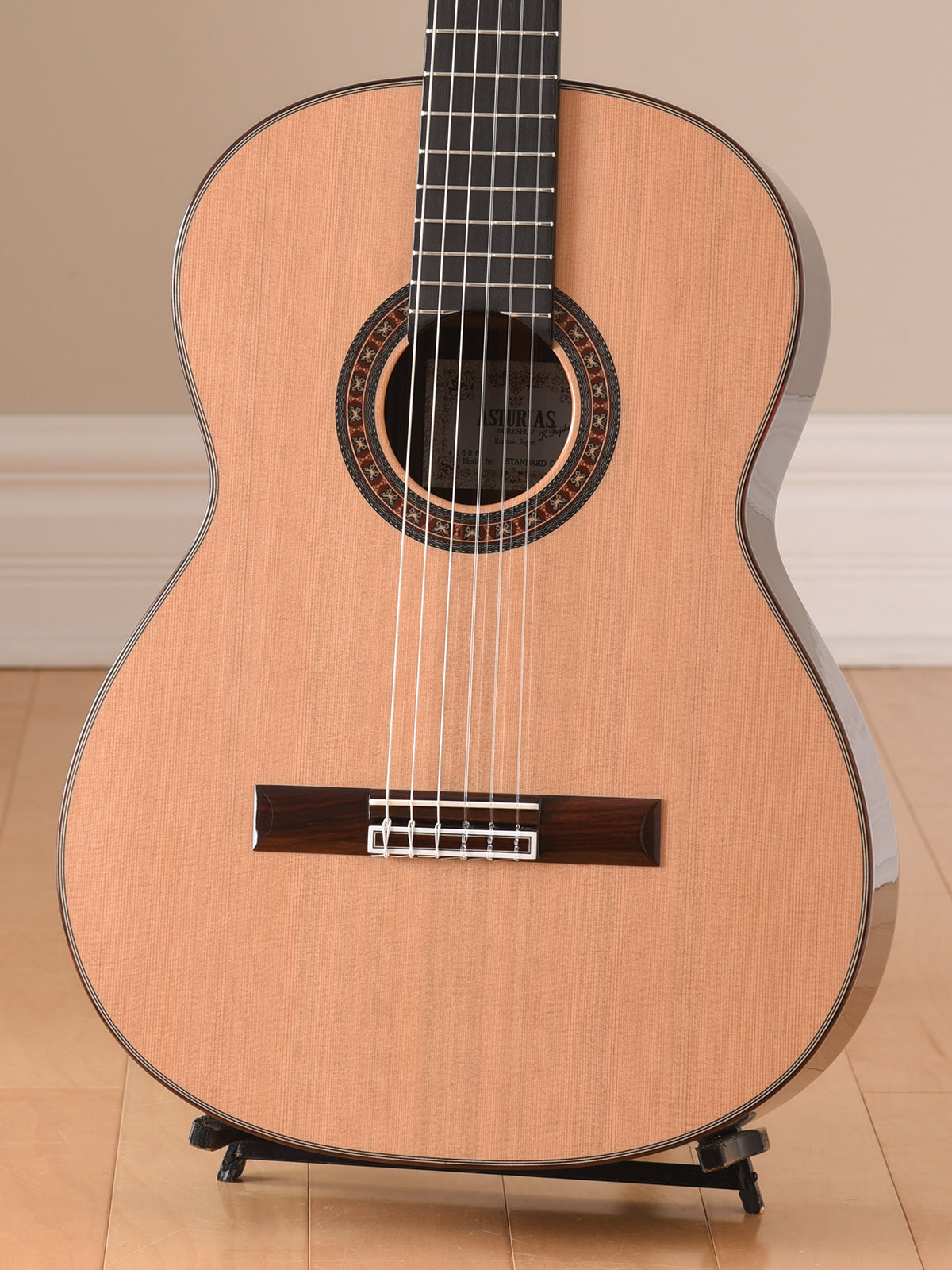 Asturias Standard Cedar