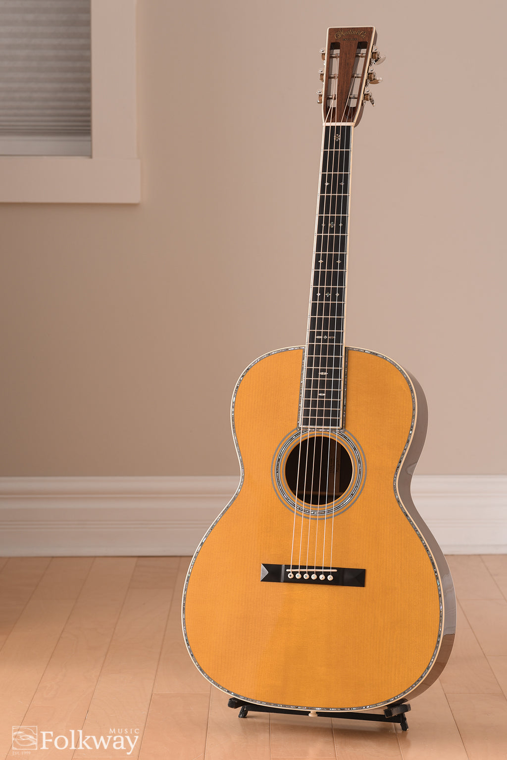 2013 Martin Custom Shop 000-42V