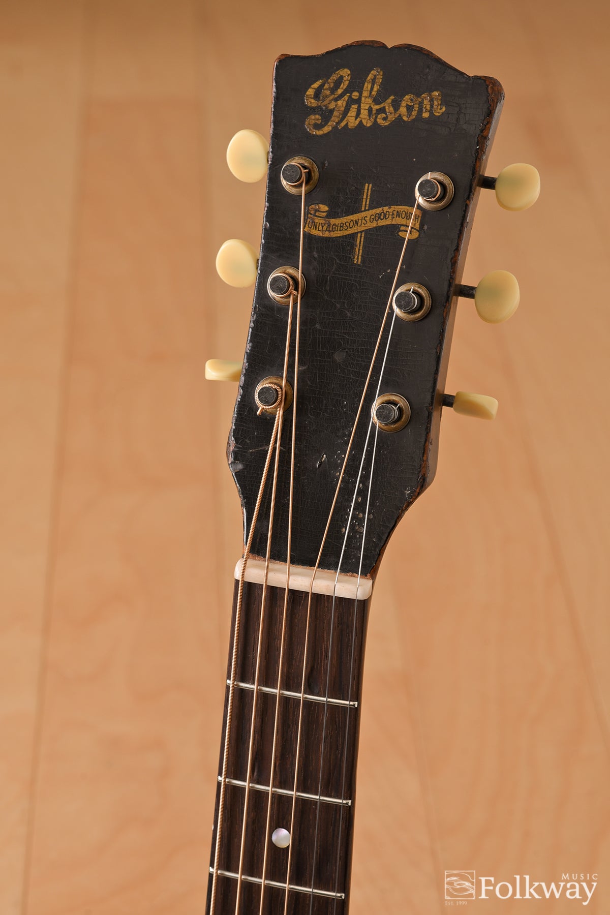1944 Gibson Banner LG-2