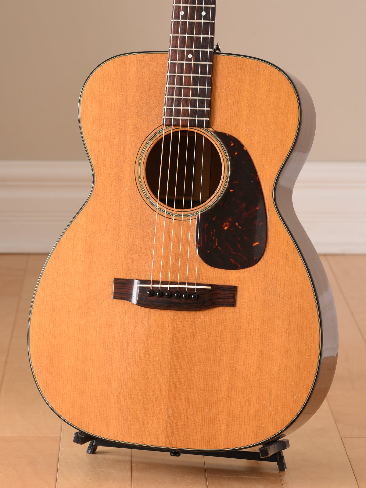 1958 Martin 00-18