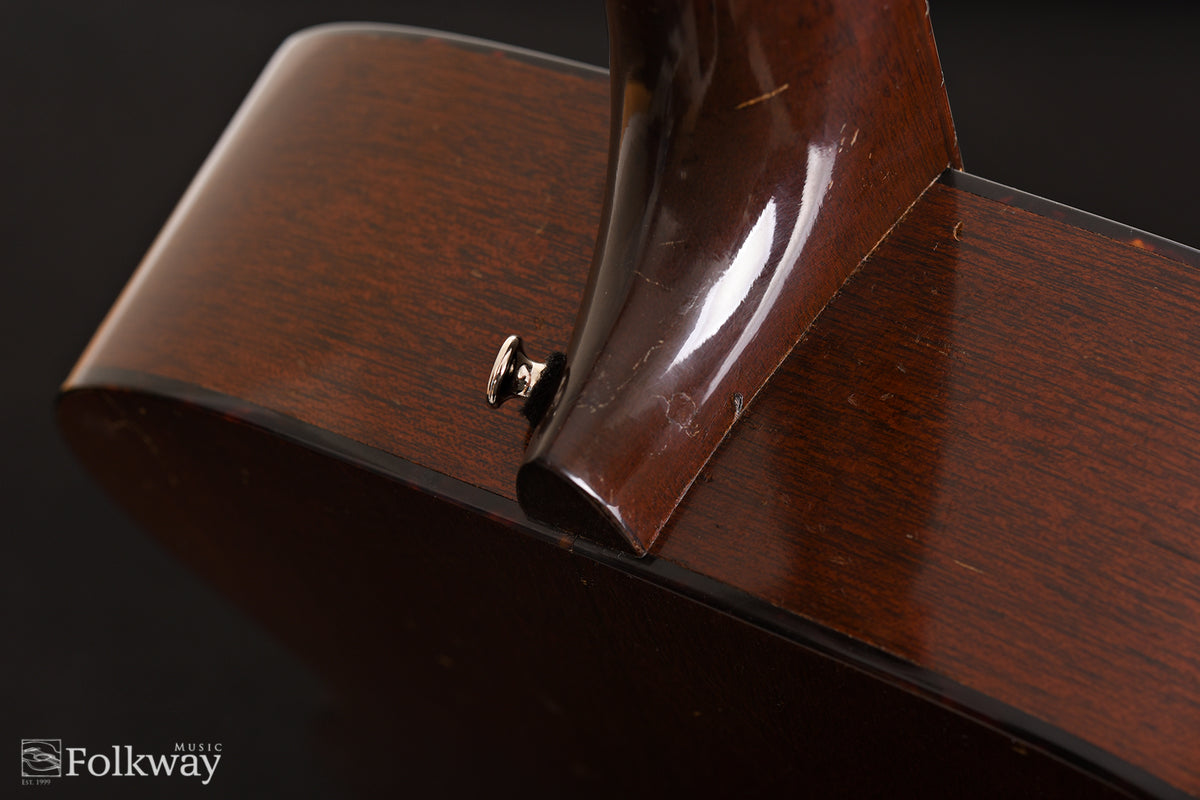 1958 Martin 00-18