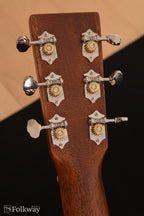 Martin D-18