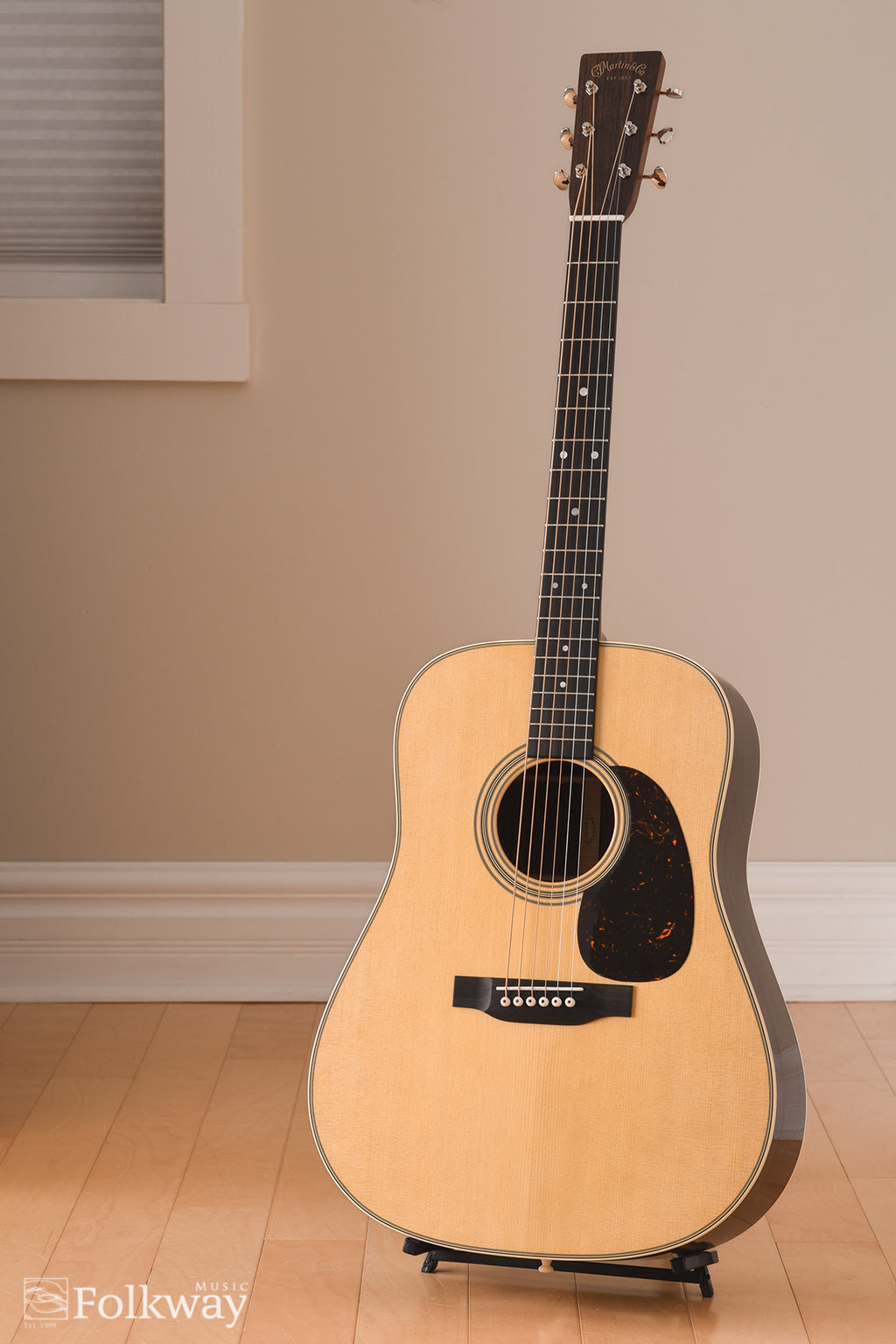 Martin D-28