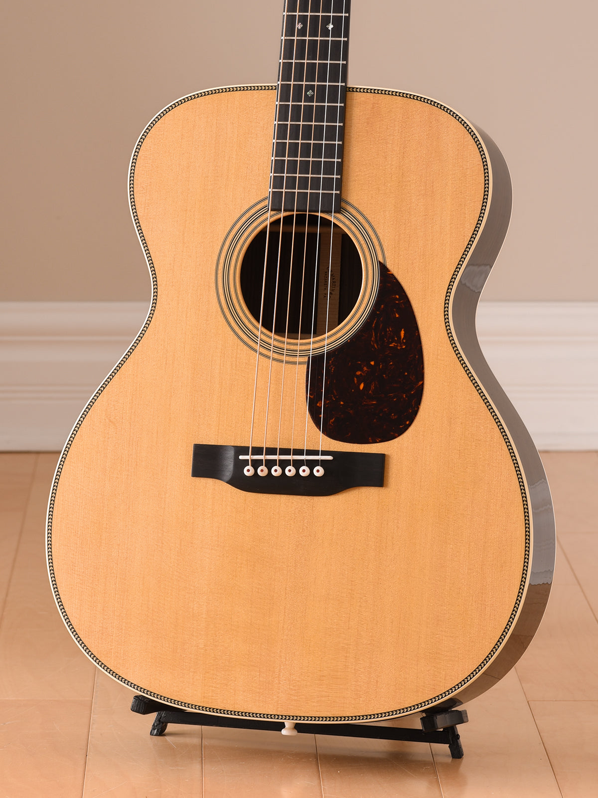 Martin OM-28