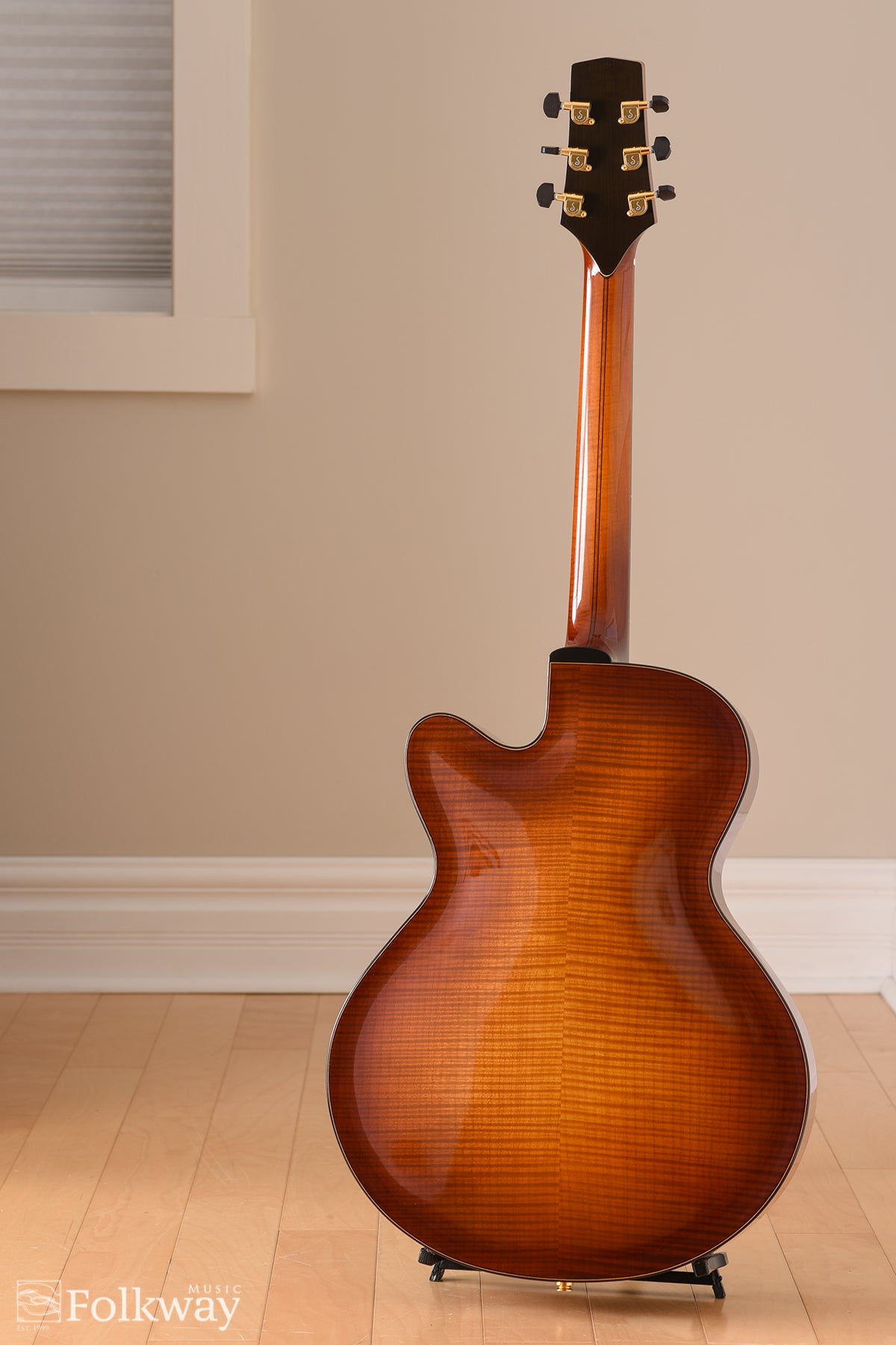 2020 Oskar Graf 16" Archtop