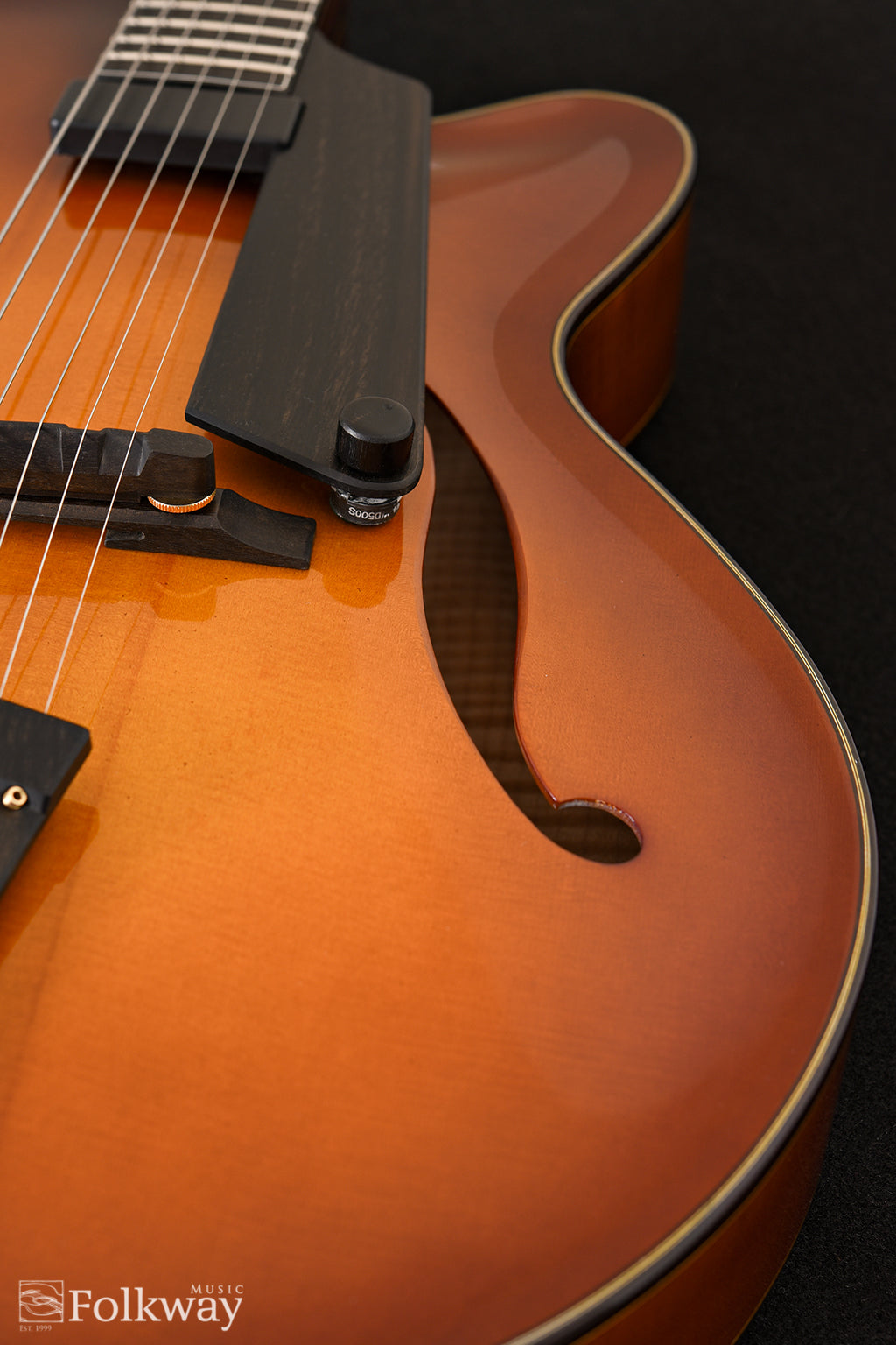 2020 Oskar Graf 16" Archtop