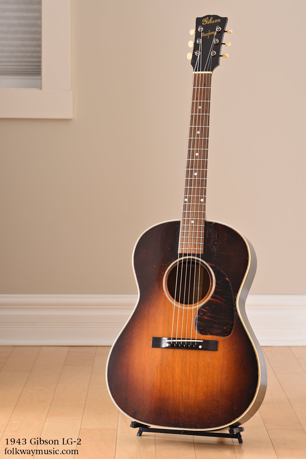1943 Gibson Banner LG-2