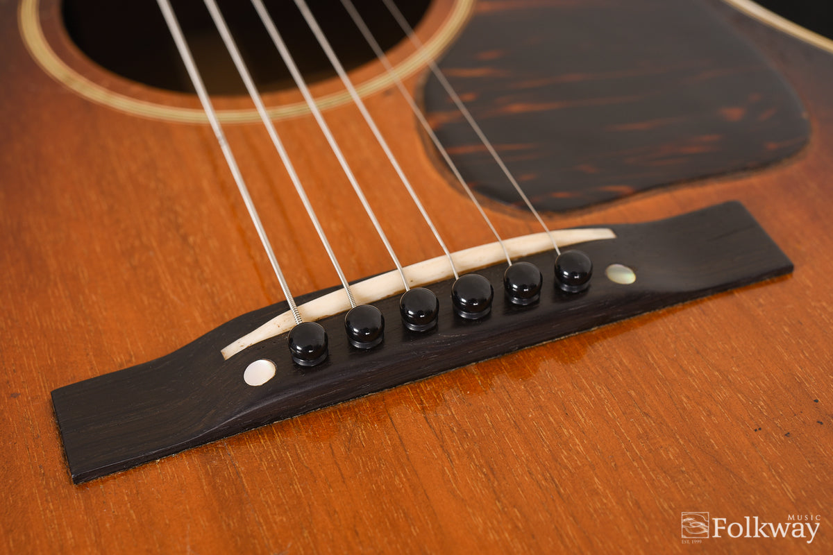 1943 Gibson Banner LG-2