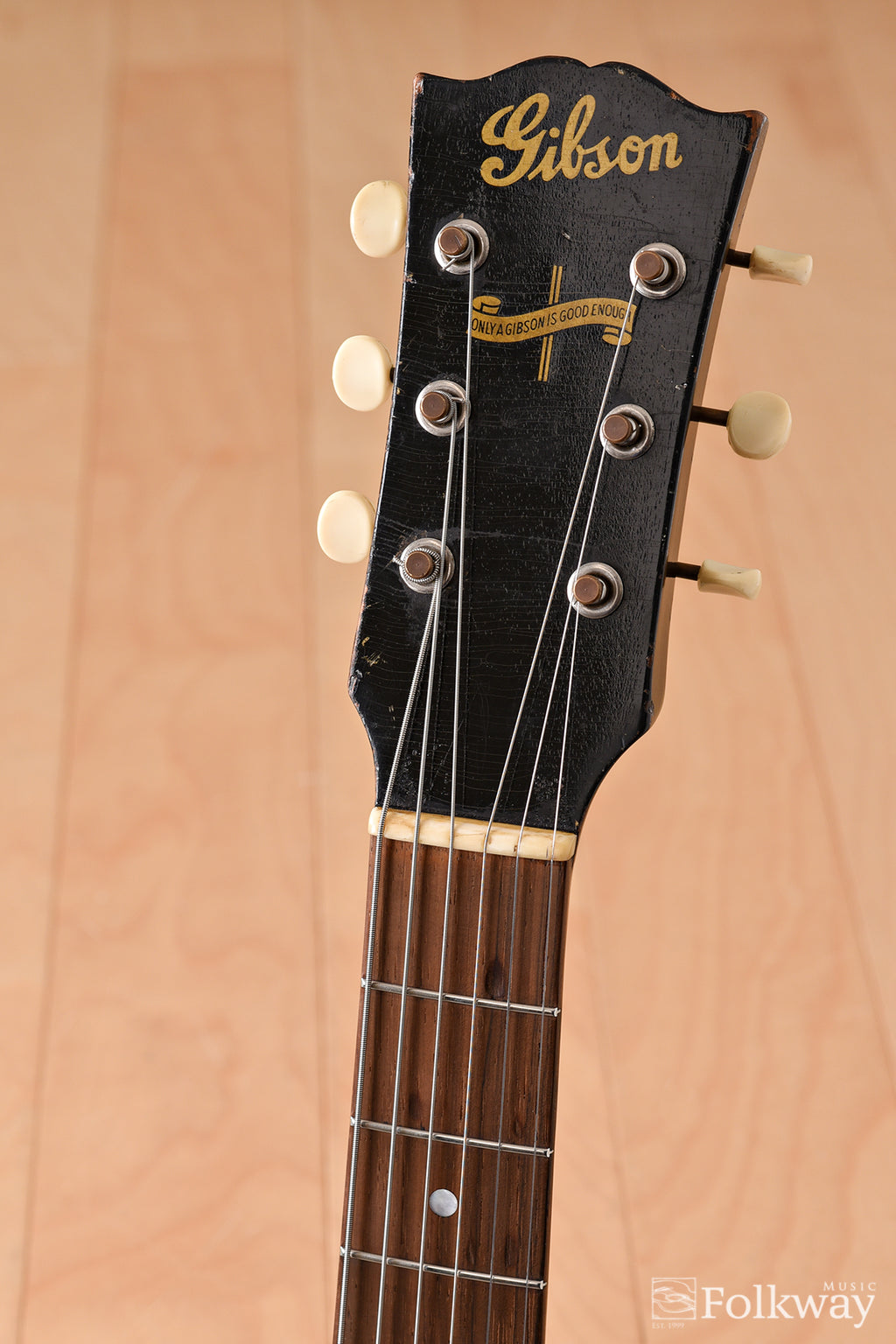1943 Gibson Banner LG-2