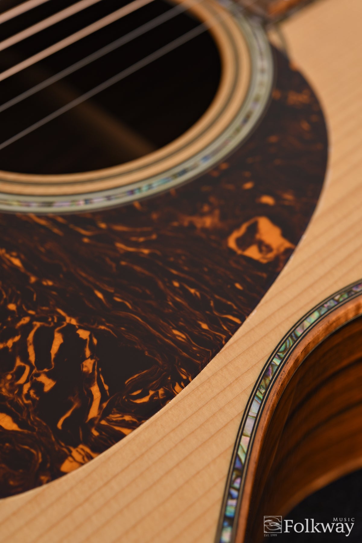 2015 Martin Custom Shop 000-14 Style 42