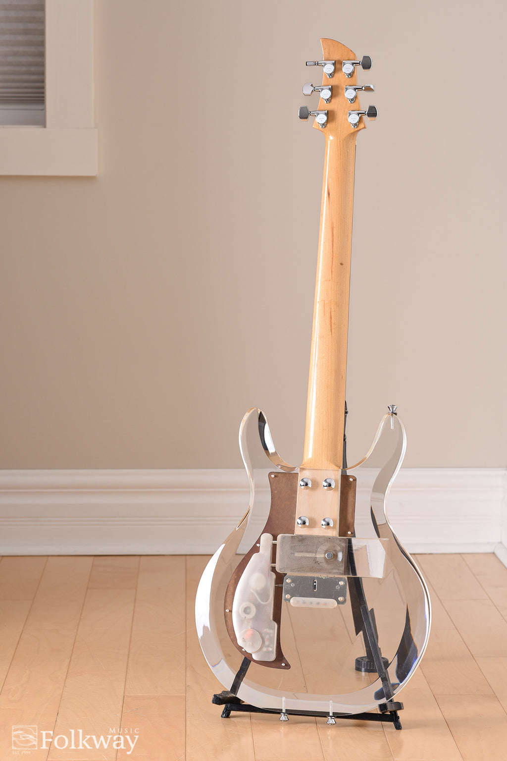 1969 Ampeg Dan Armstrong