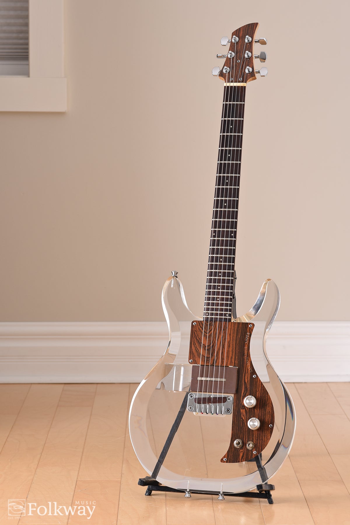 1969 Ampeg Dan Armstrong
